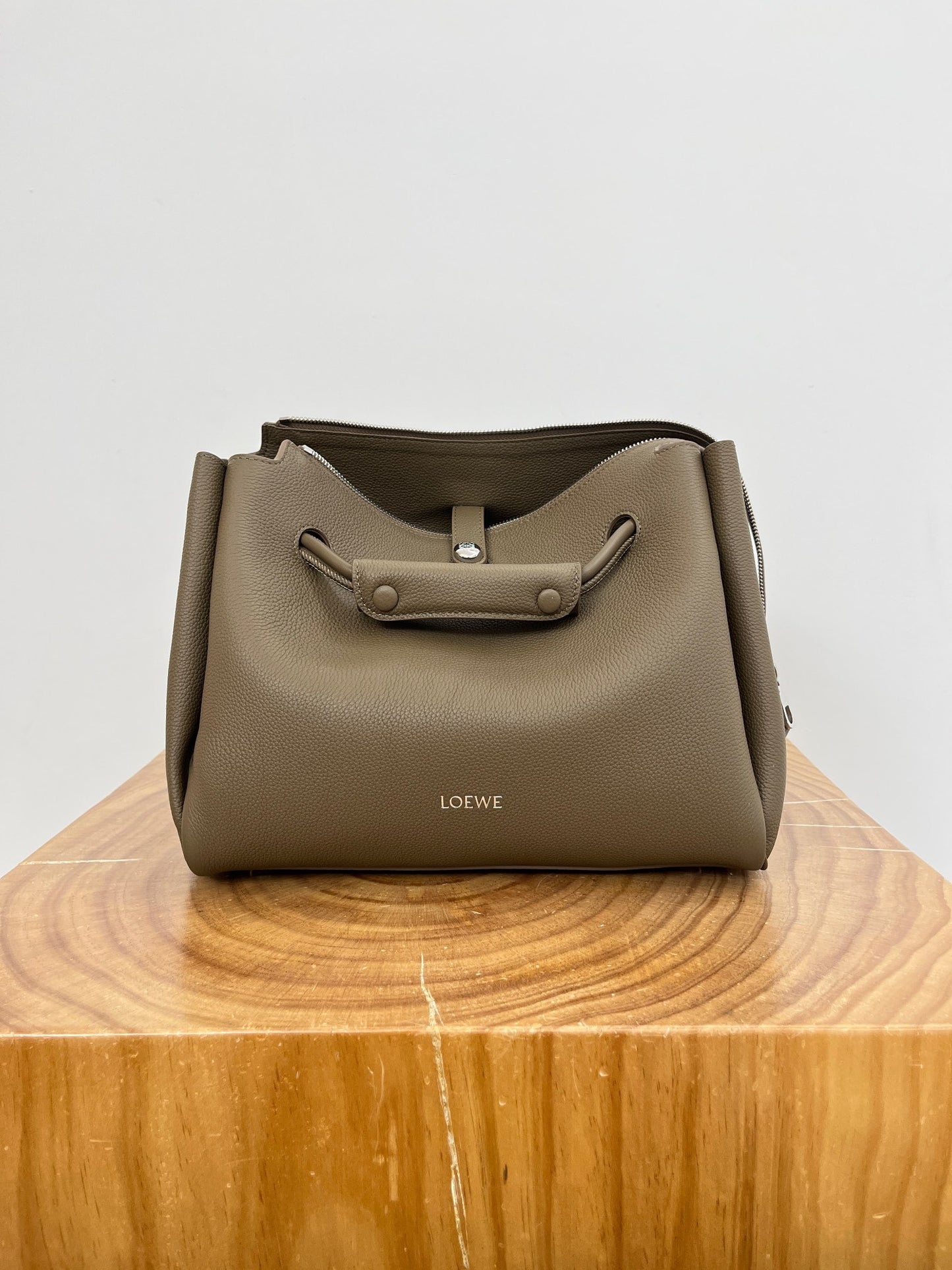 LOEW MEDIUM MADRID BAG