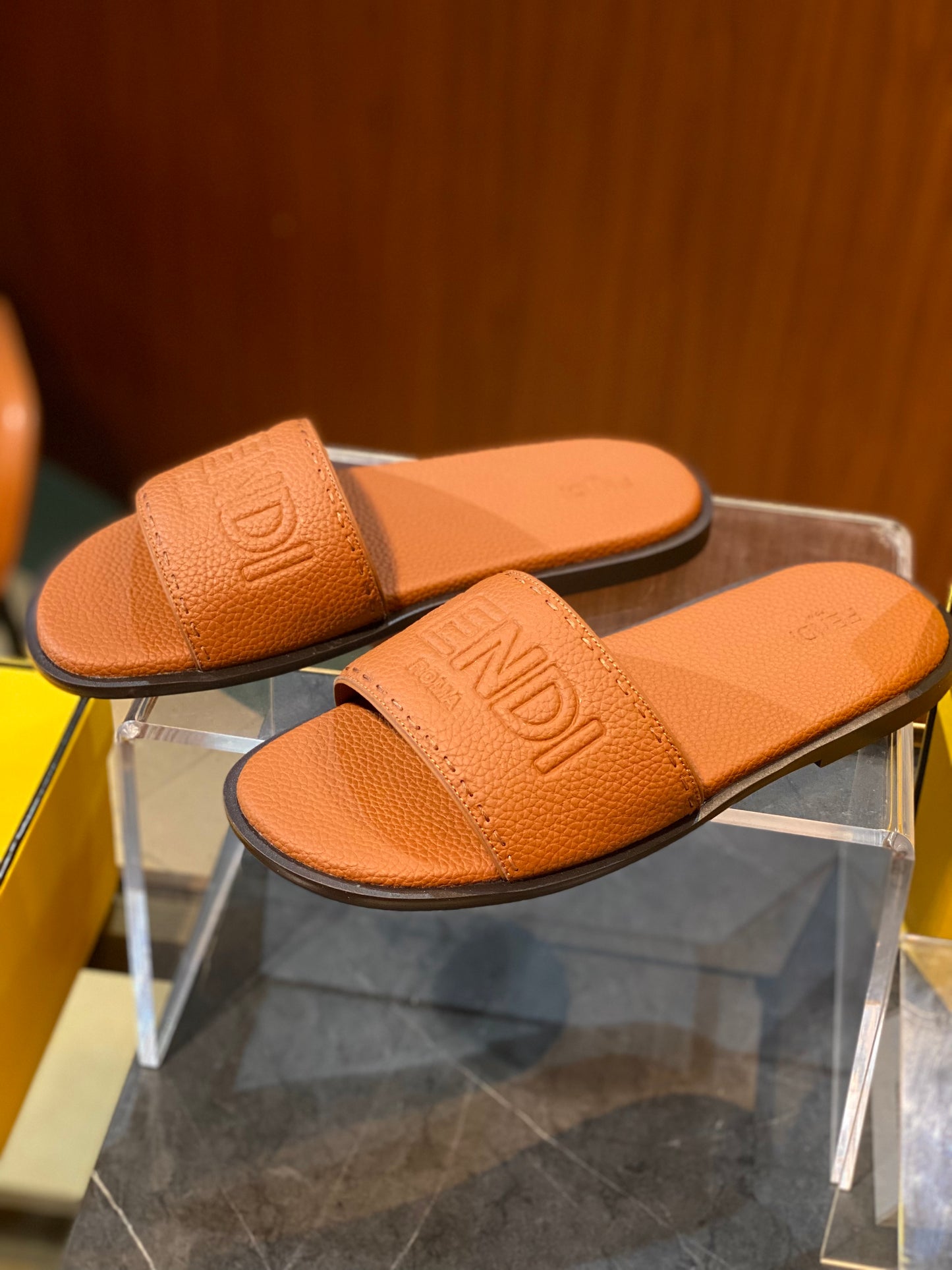 FEN SANDALS