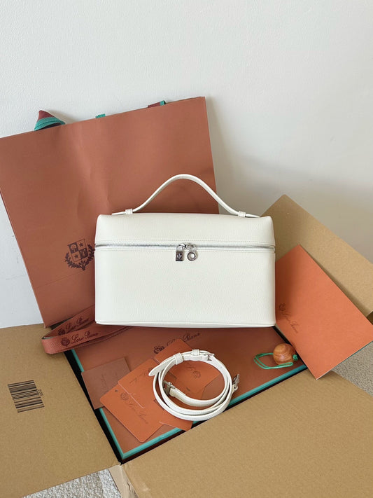 LORO P EXTRA POUCH L27