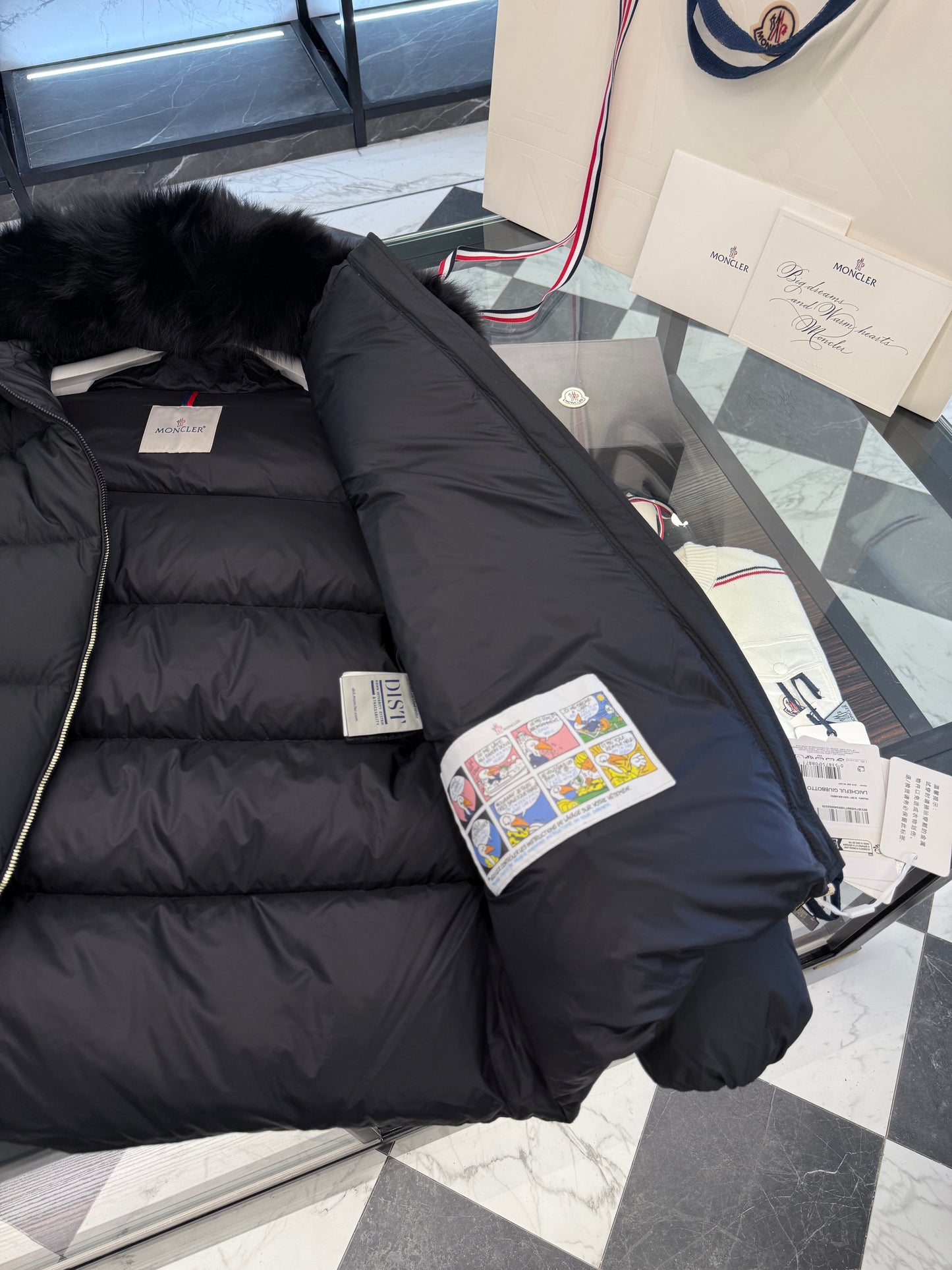 MONC LAICHEFUR JACKET