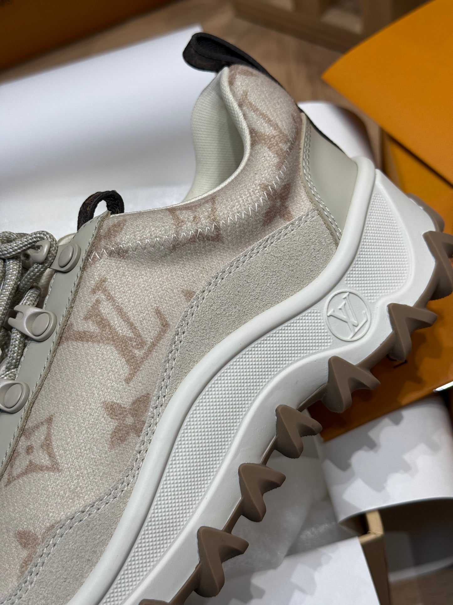 LOU RUSH XPLORER SNEAKERS