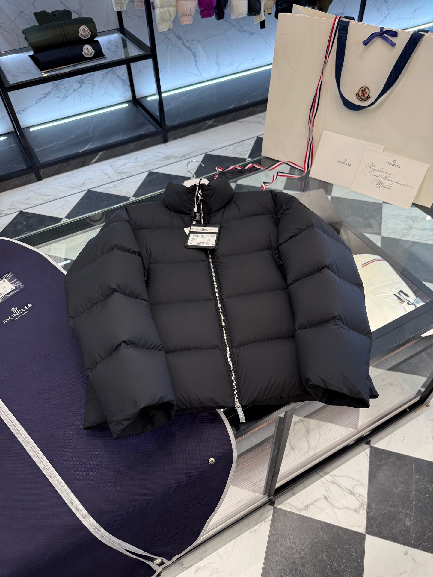 MONC TARN JACKET