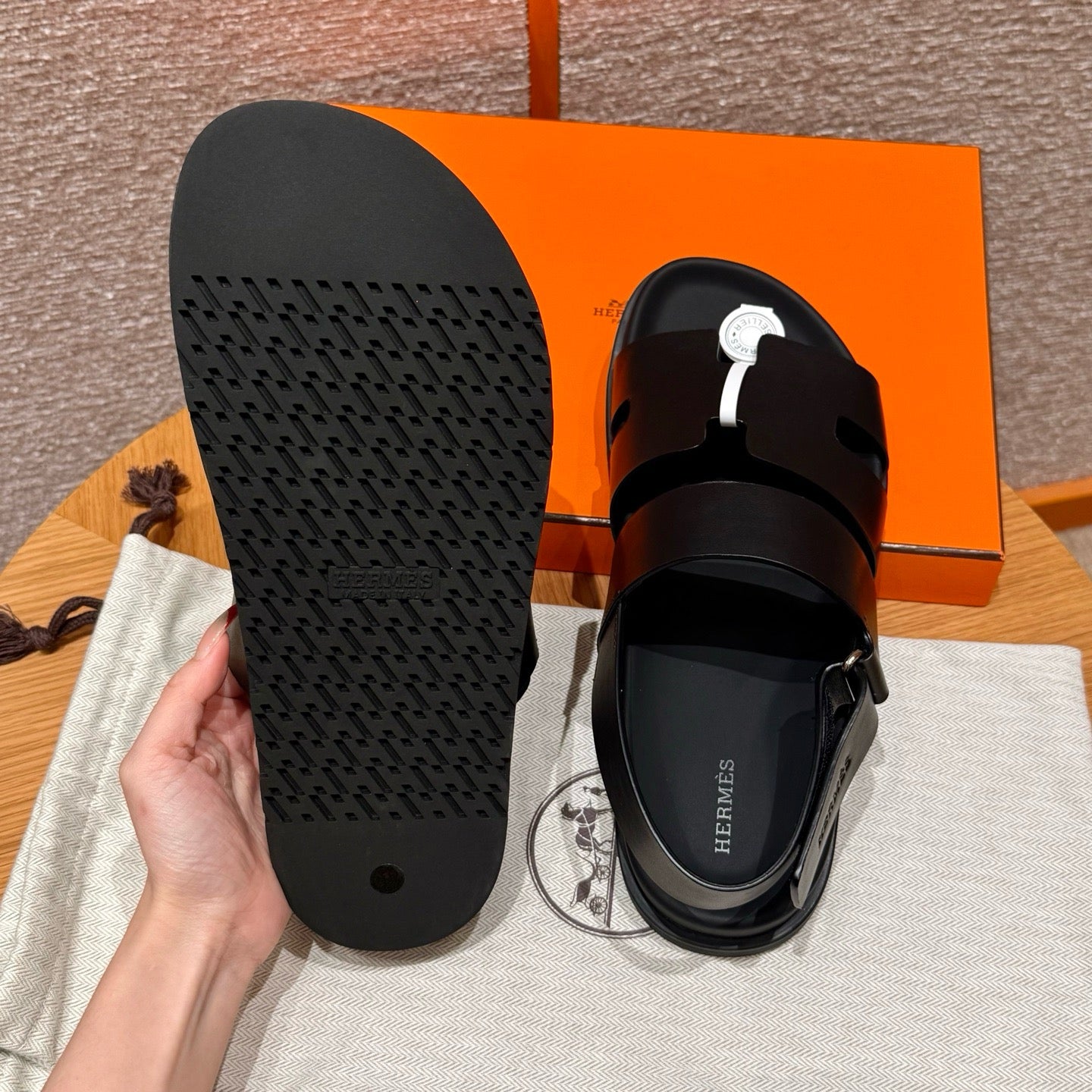 HERM GENIUS SANDALS
