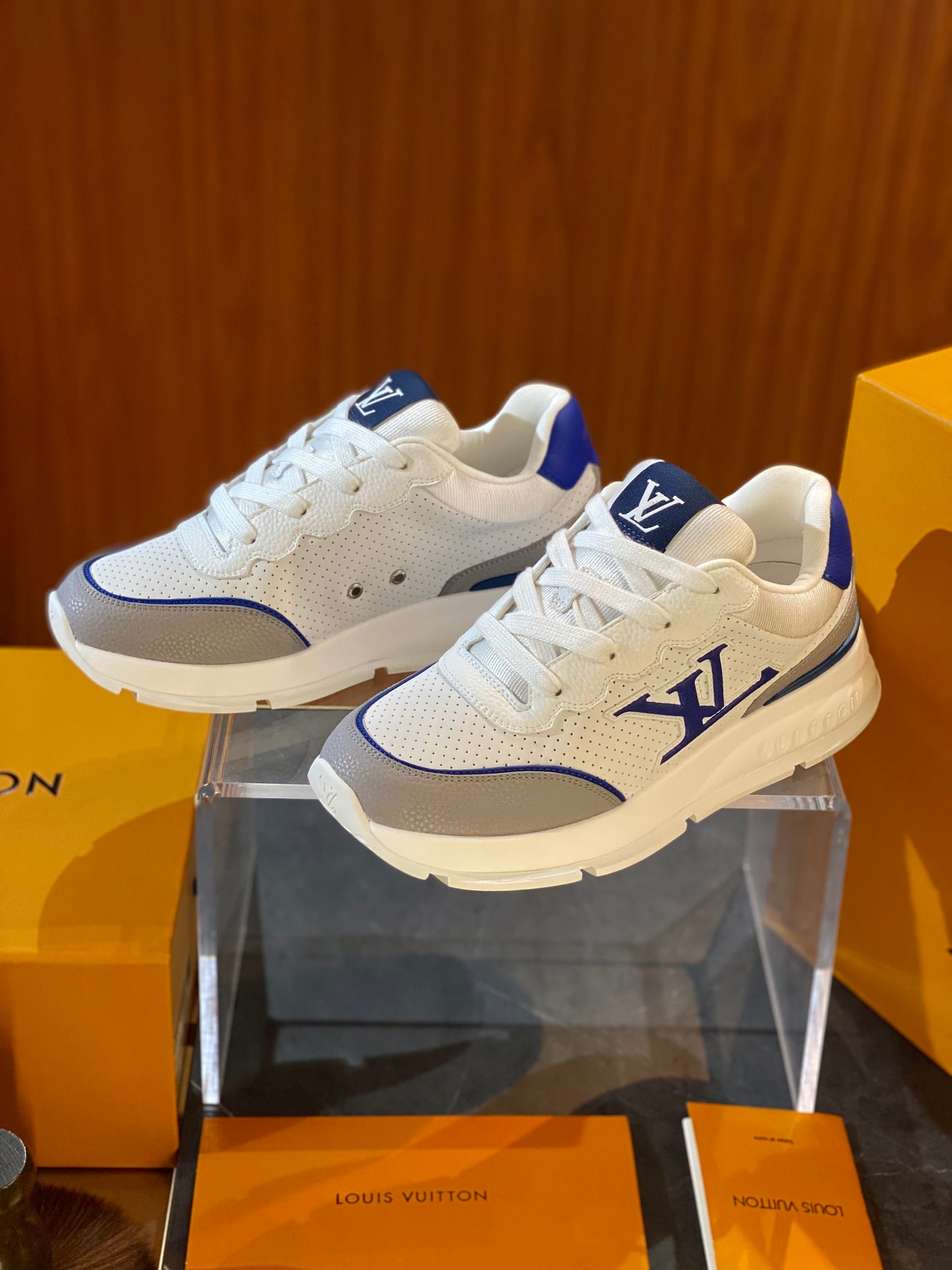 LOU CLASSIC TRAINERS