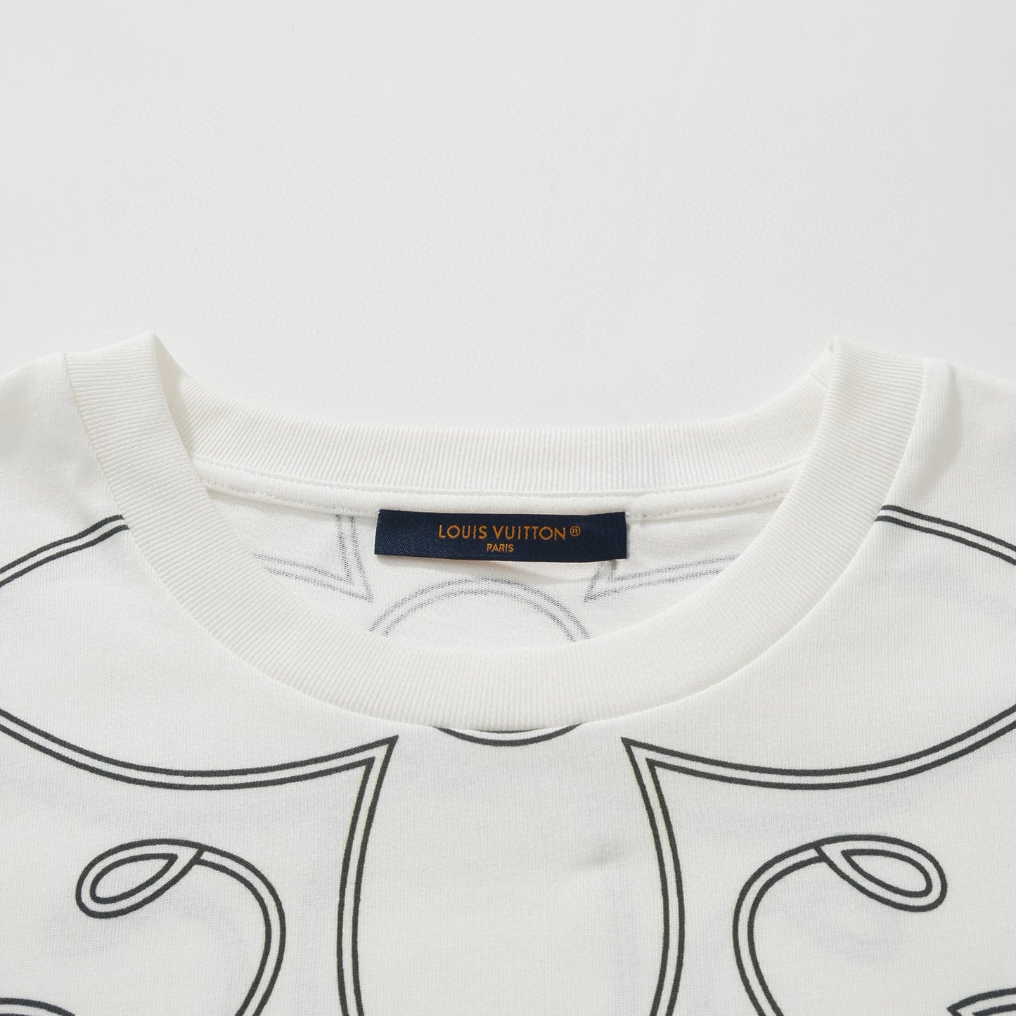 LOU T-SHIRT
