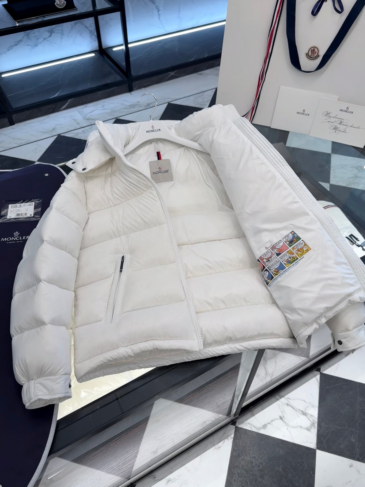 MONC MAIRE JACKET
