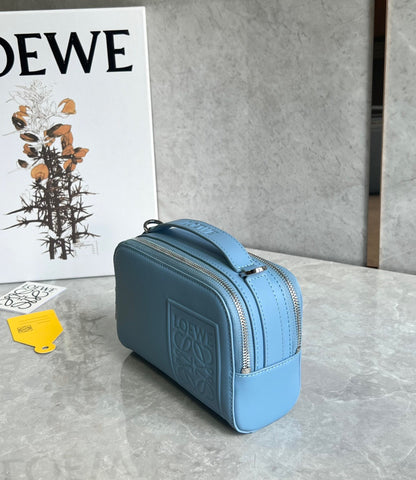 LOEW MINI CAMERA CROSSBODY BAG