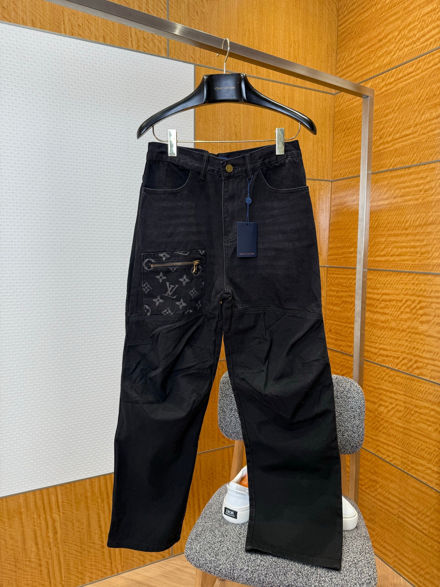 LOU JEANS