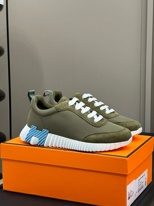 HERM BOUNCING SNEAKER