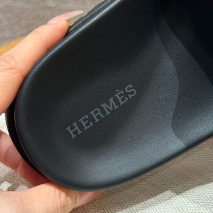 HERM EMPIRE SANDALS