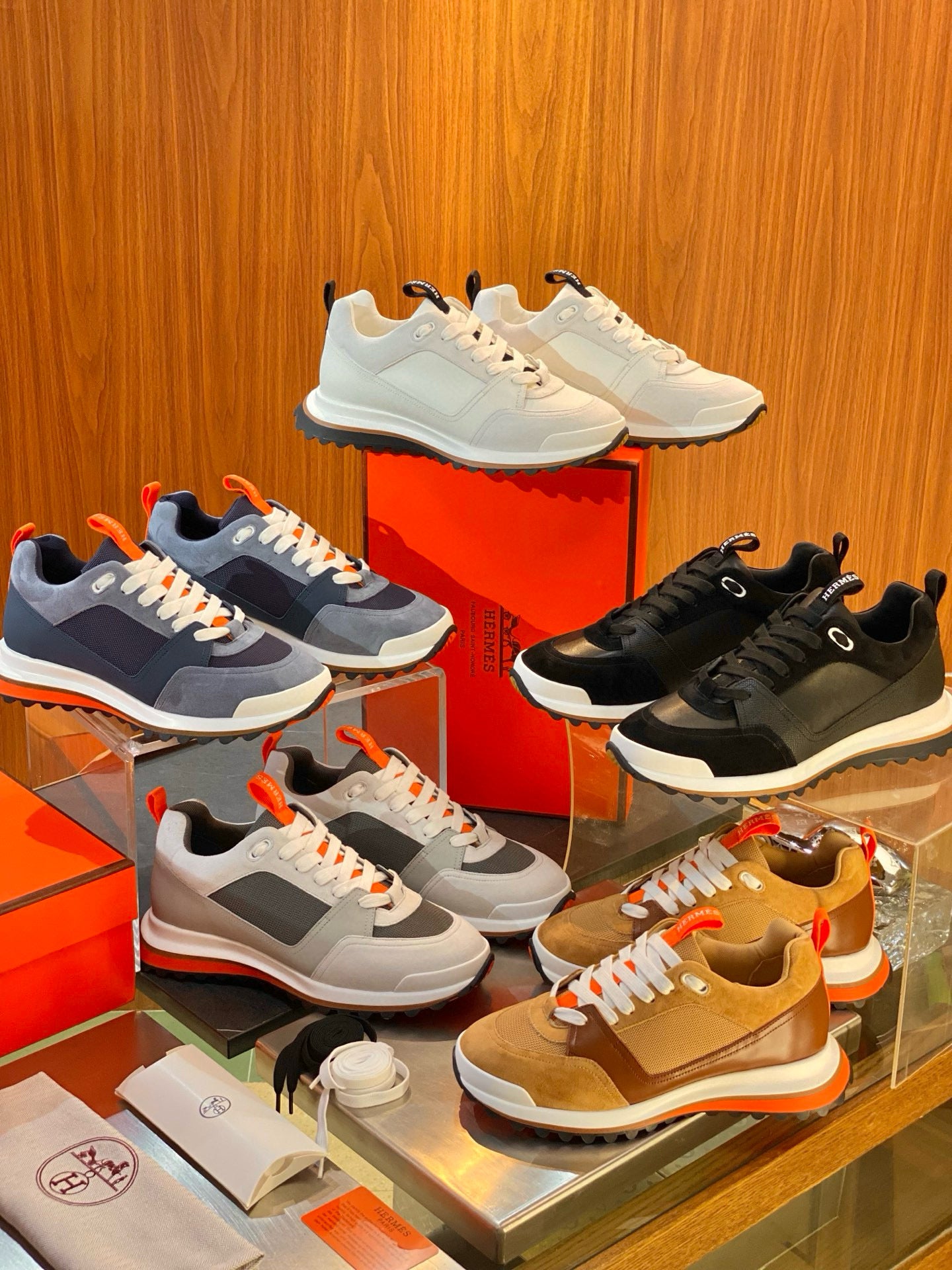 HERM LEADER SNEAKERS