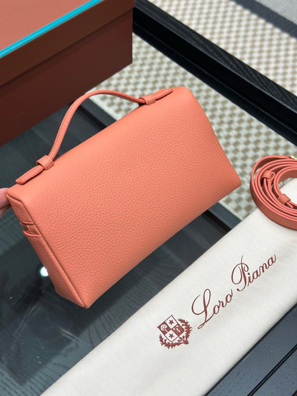 LORO P EXTRA POCKET L19 BAG