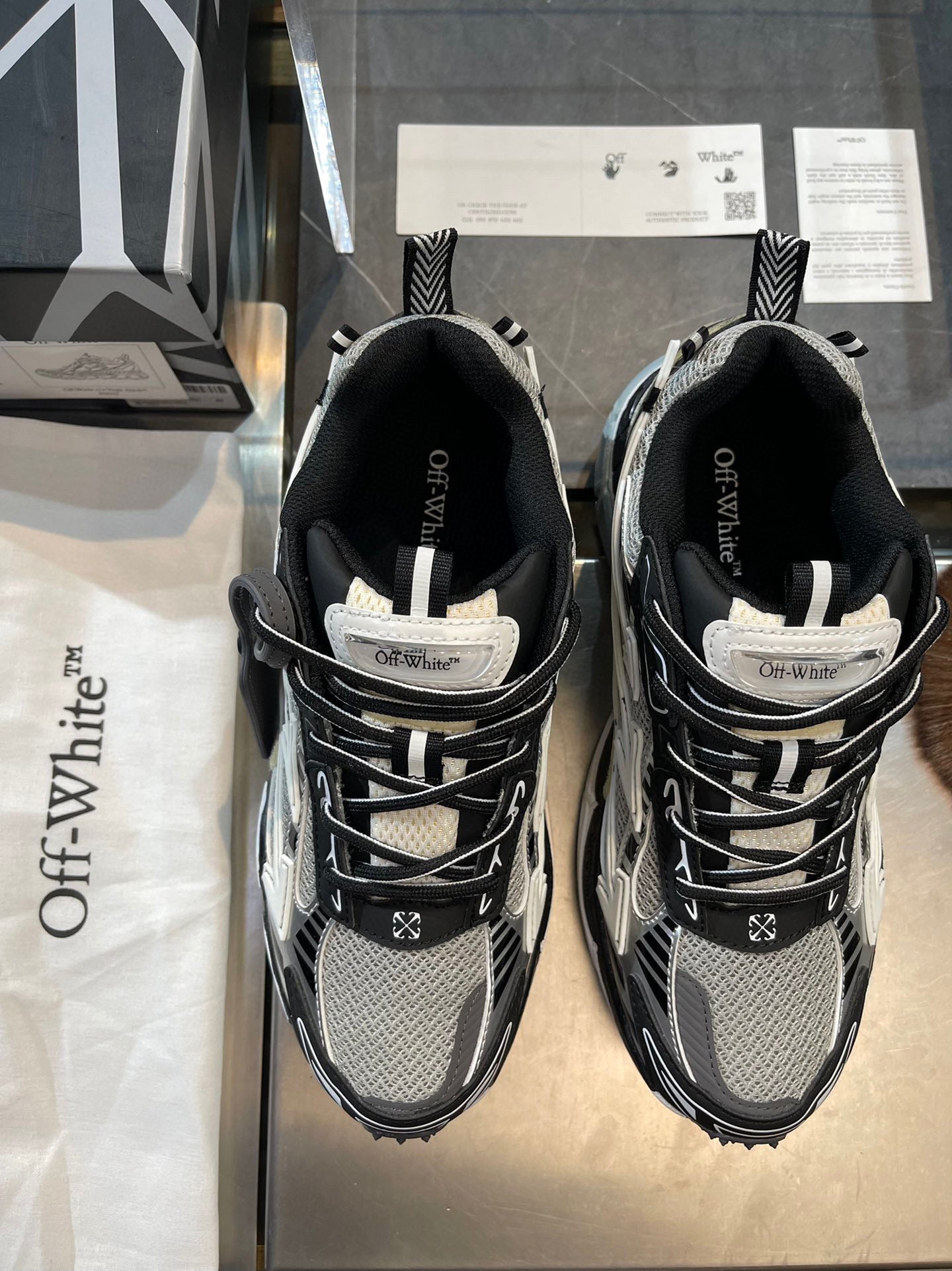 OFF W x VIRGIL ABLOH TRAINERS