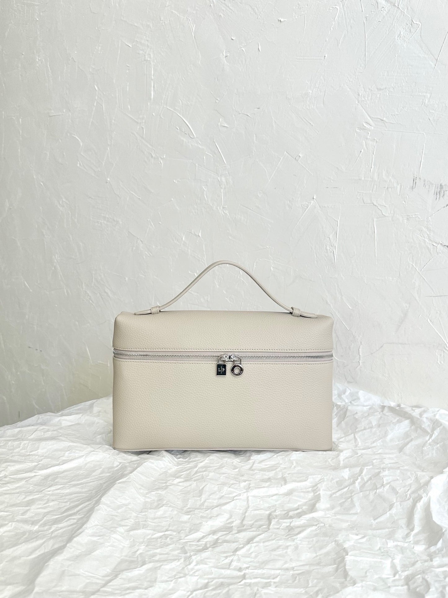 LORO P EXTRA POUCH L27