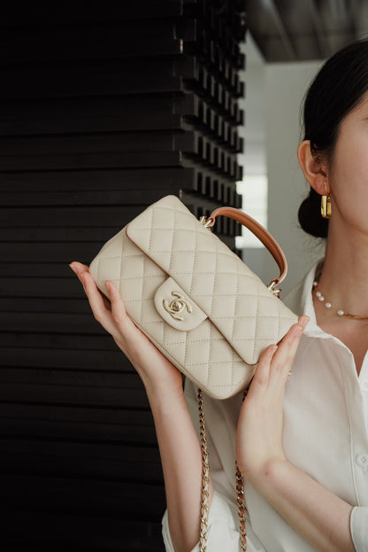 CC CLASSIC FLAP MINI BAG