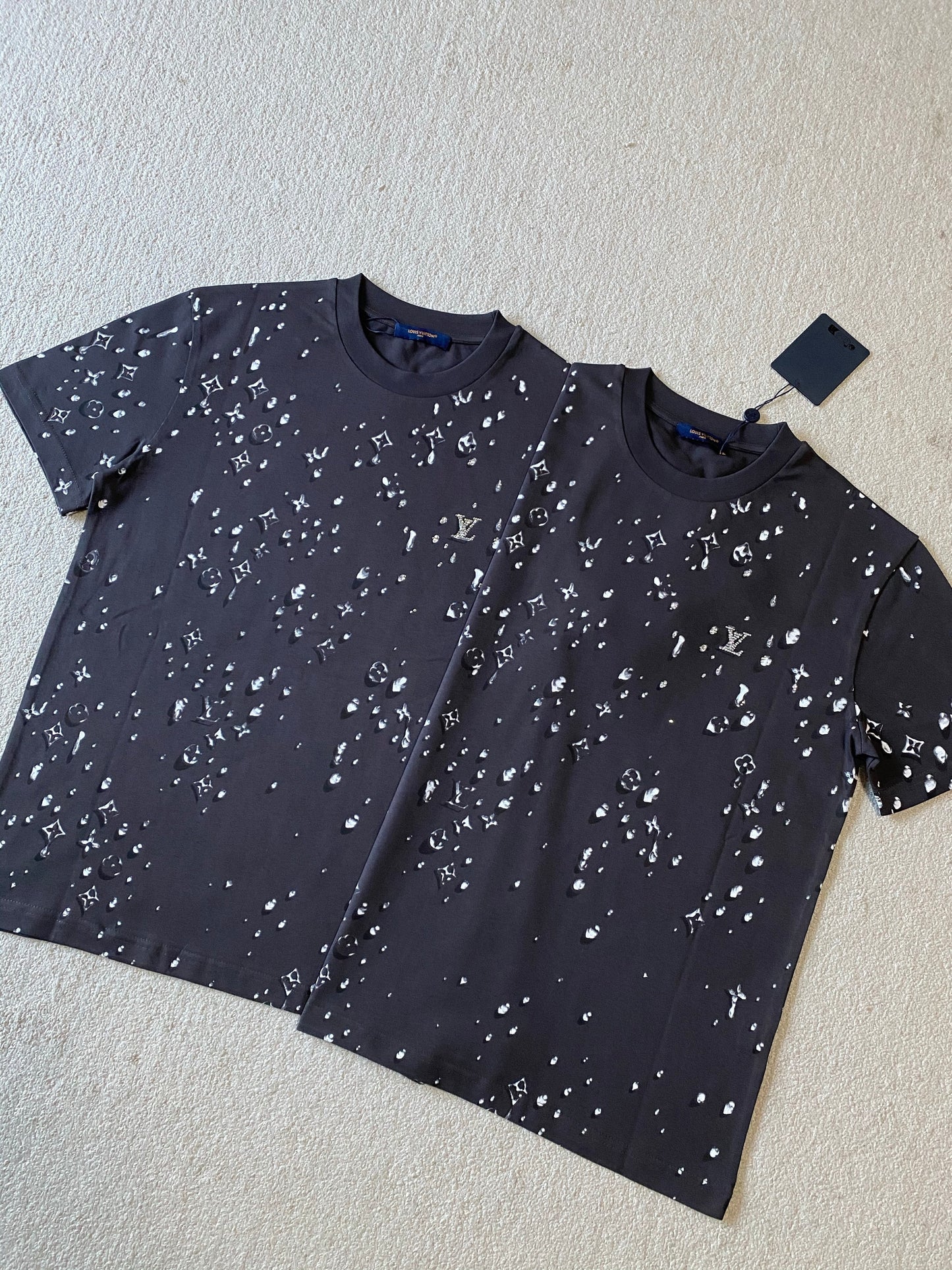 LOU T-SHIRT