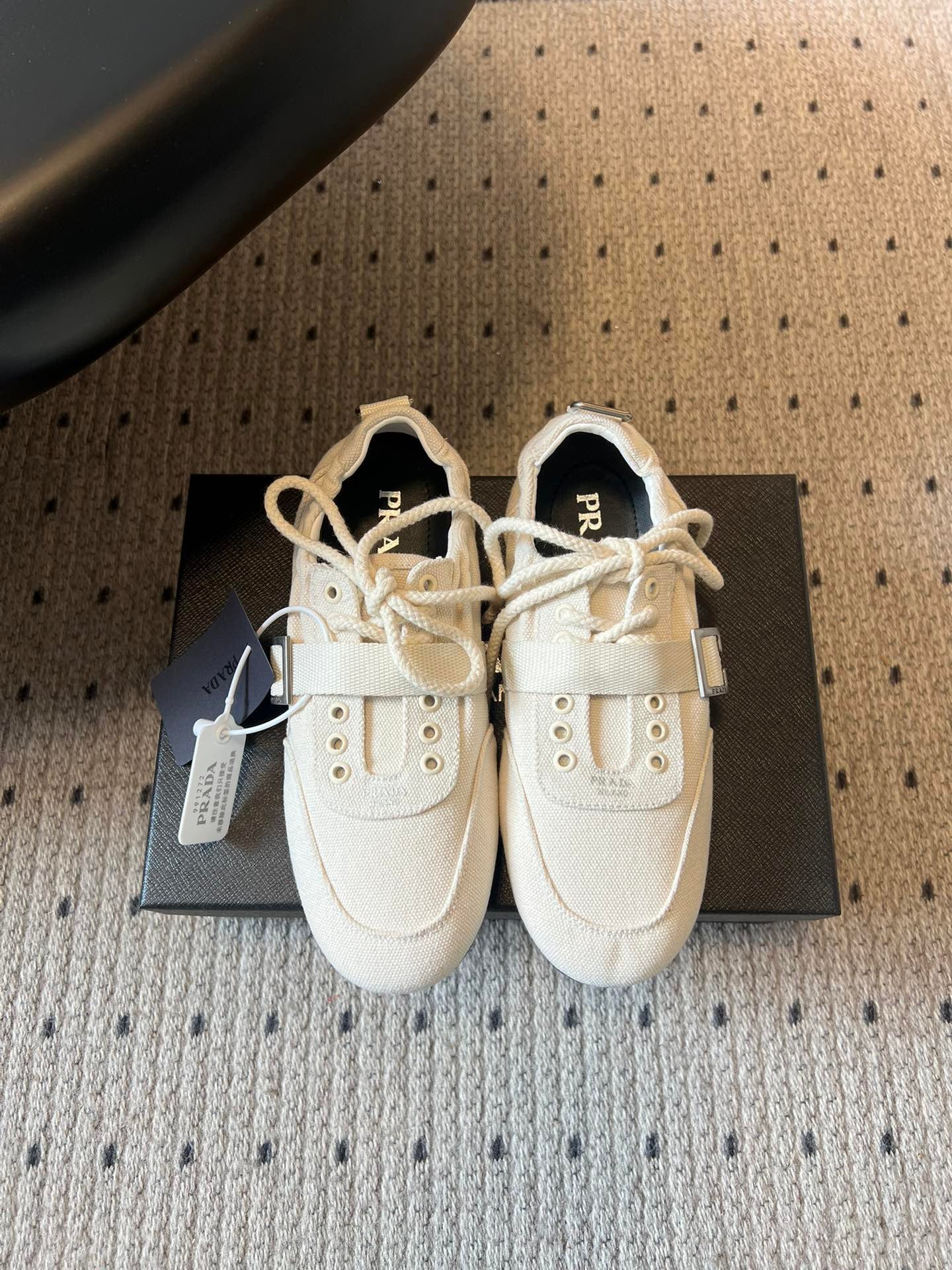 PD COLLAPSE SNEAKERS