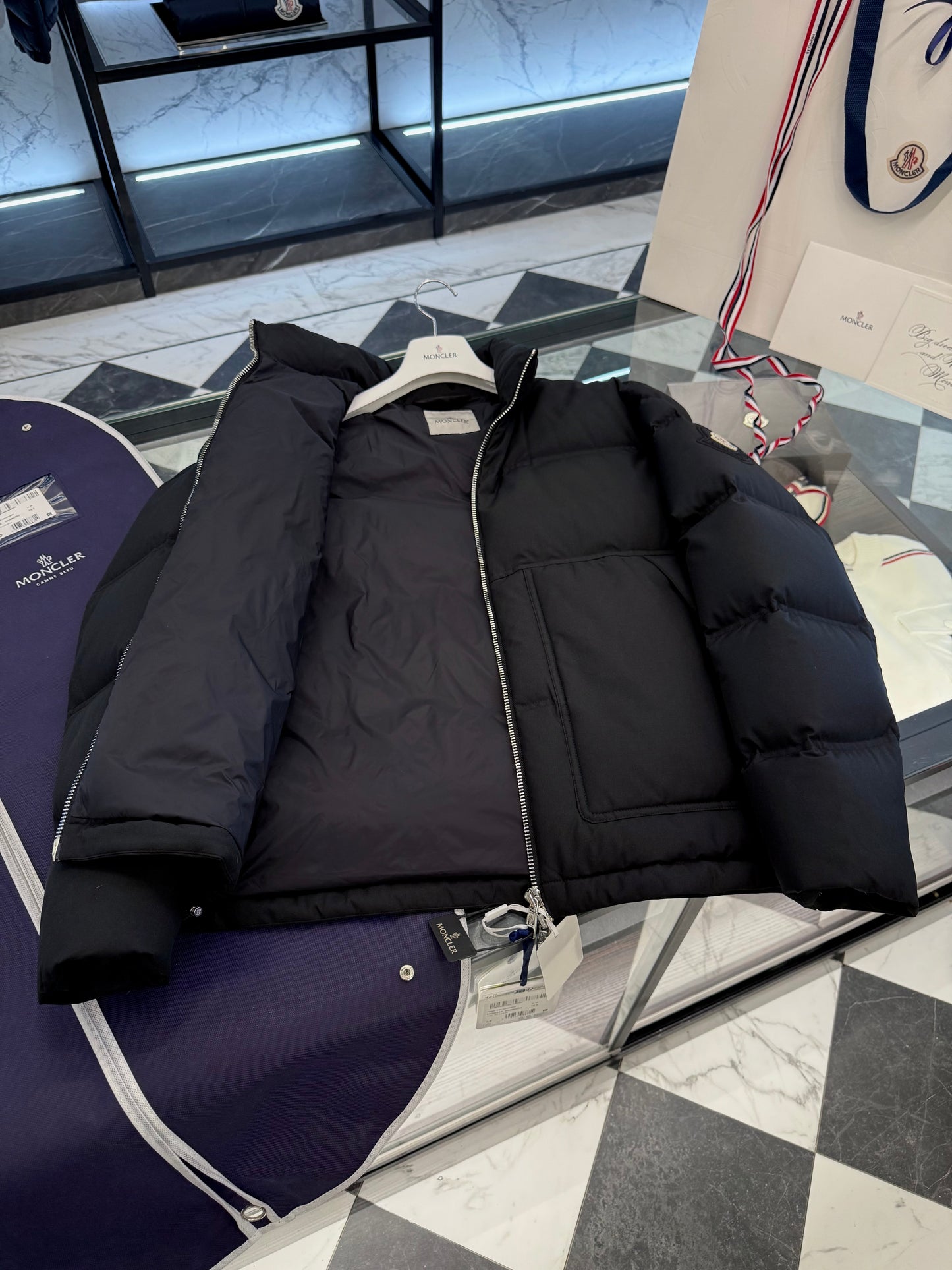 MONC DIYA JACKET