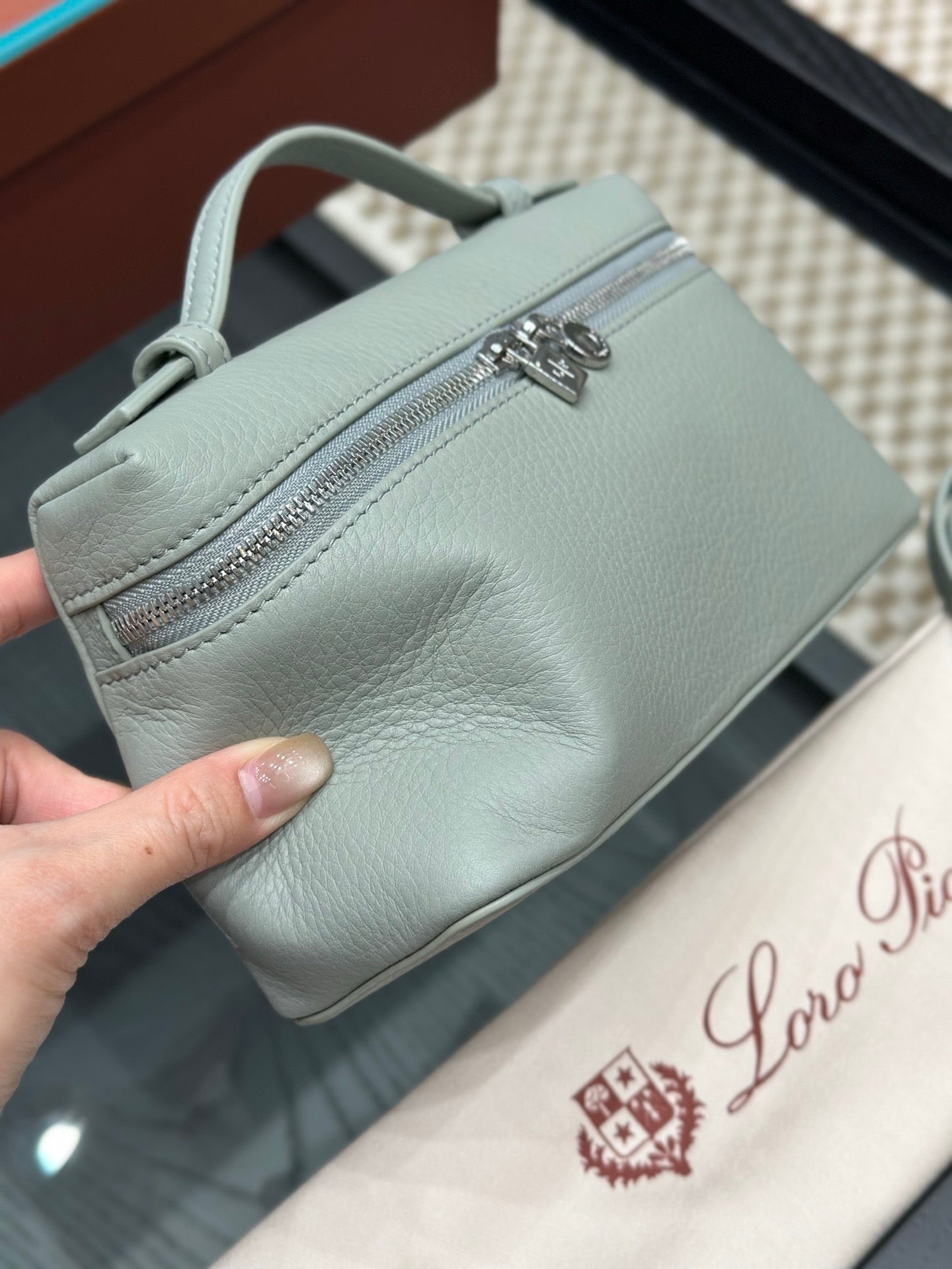 LORO P EXTRA POCKET L19 BAG