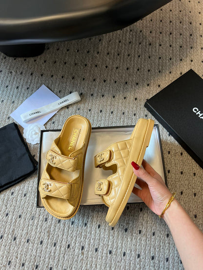 CC SANDALS