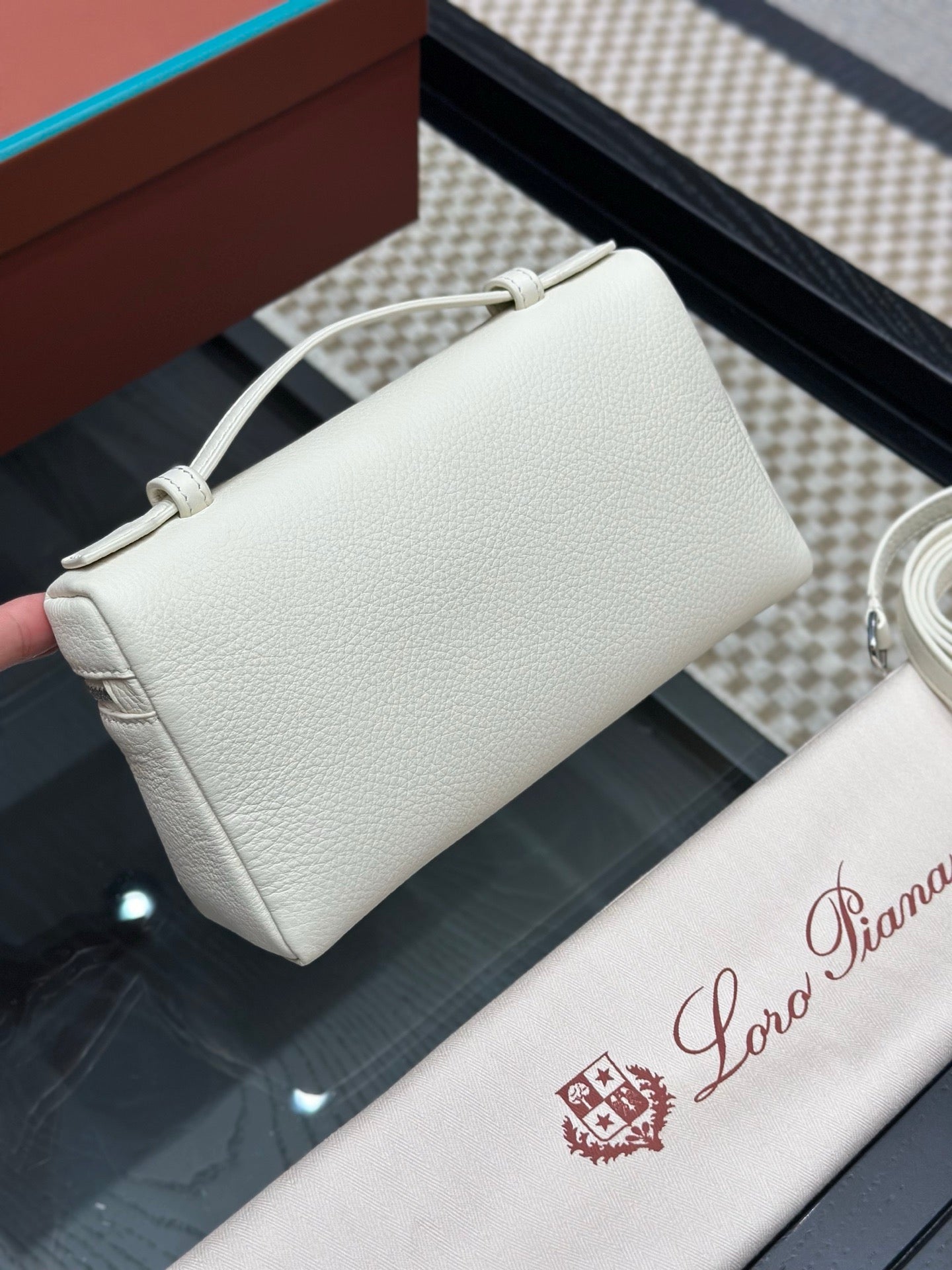 LORO P EXTRA POCKET L19 BAG