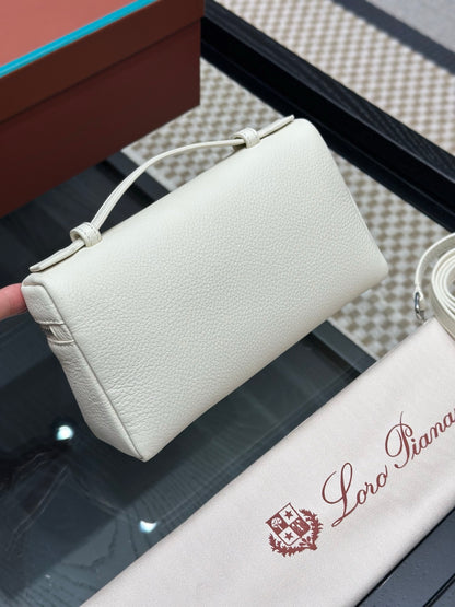 LORO P EXTRA POCKET L19 BAG