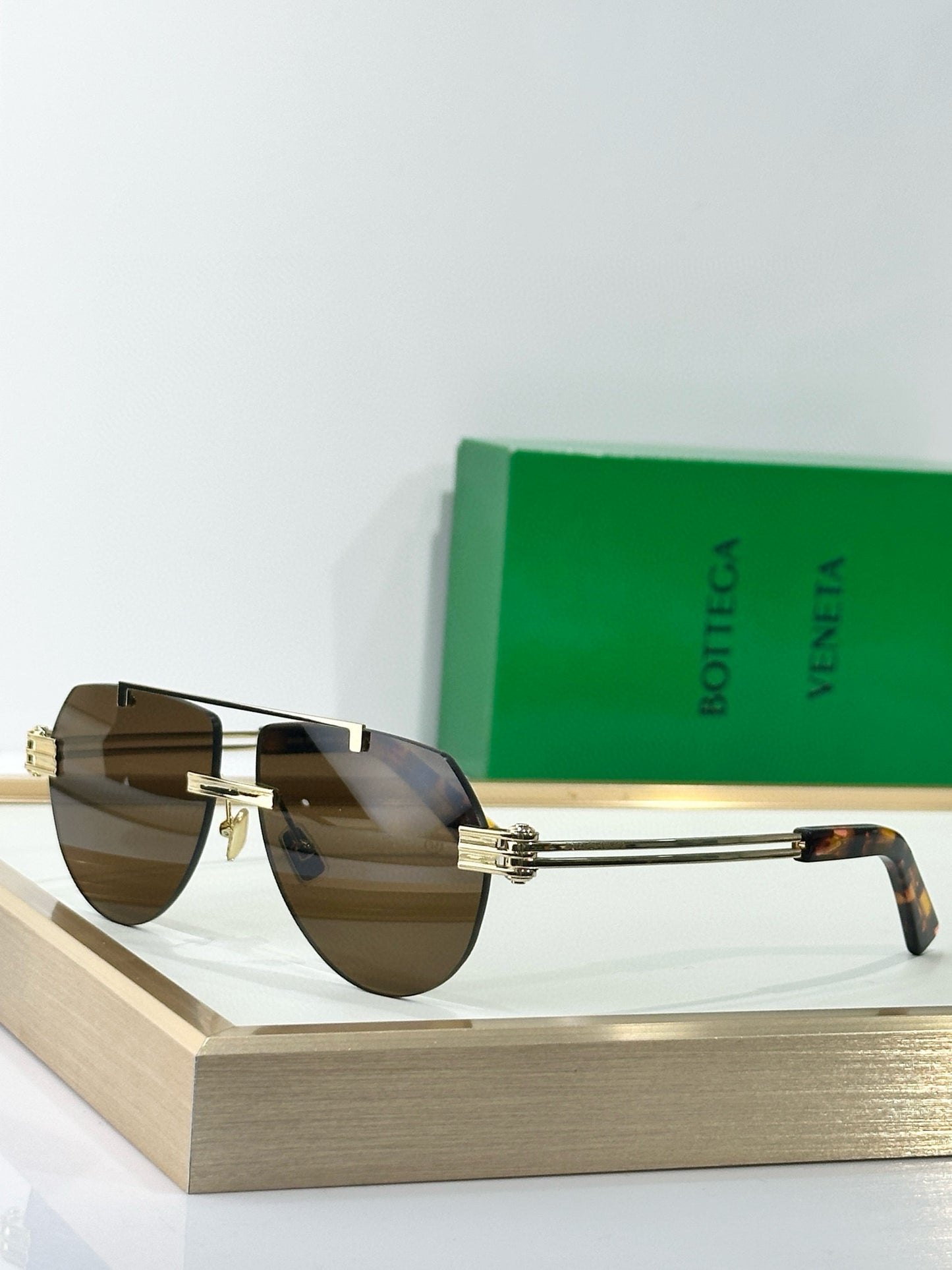 BOTT SUNGLASSES