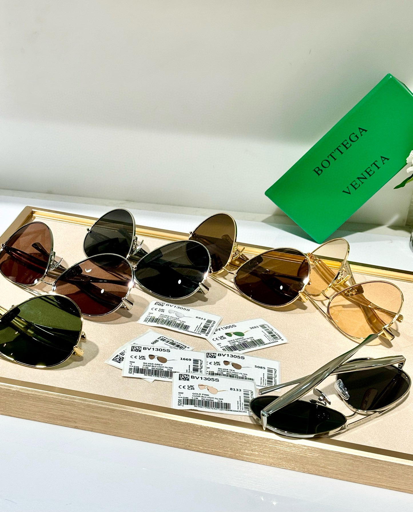 BOTT V SUNGLASSES