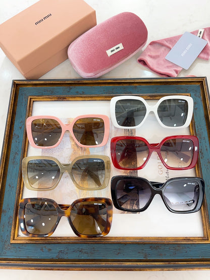 MIU M SUNGLASSES