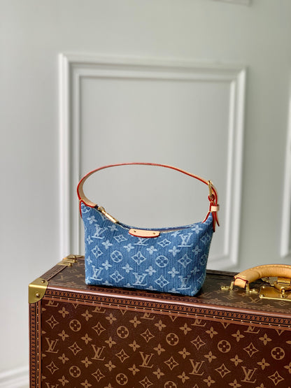 LOU HILLS POCHETTE