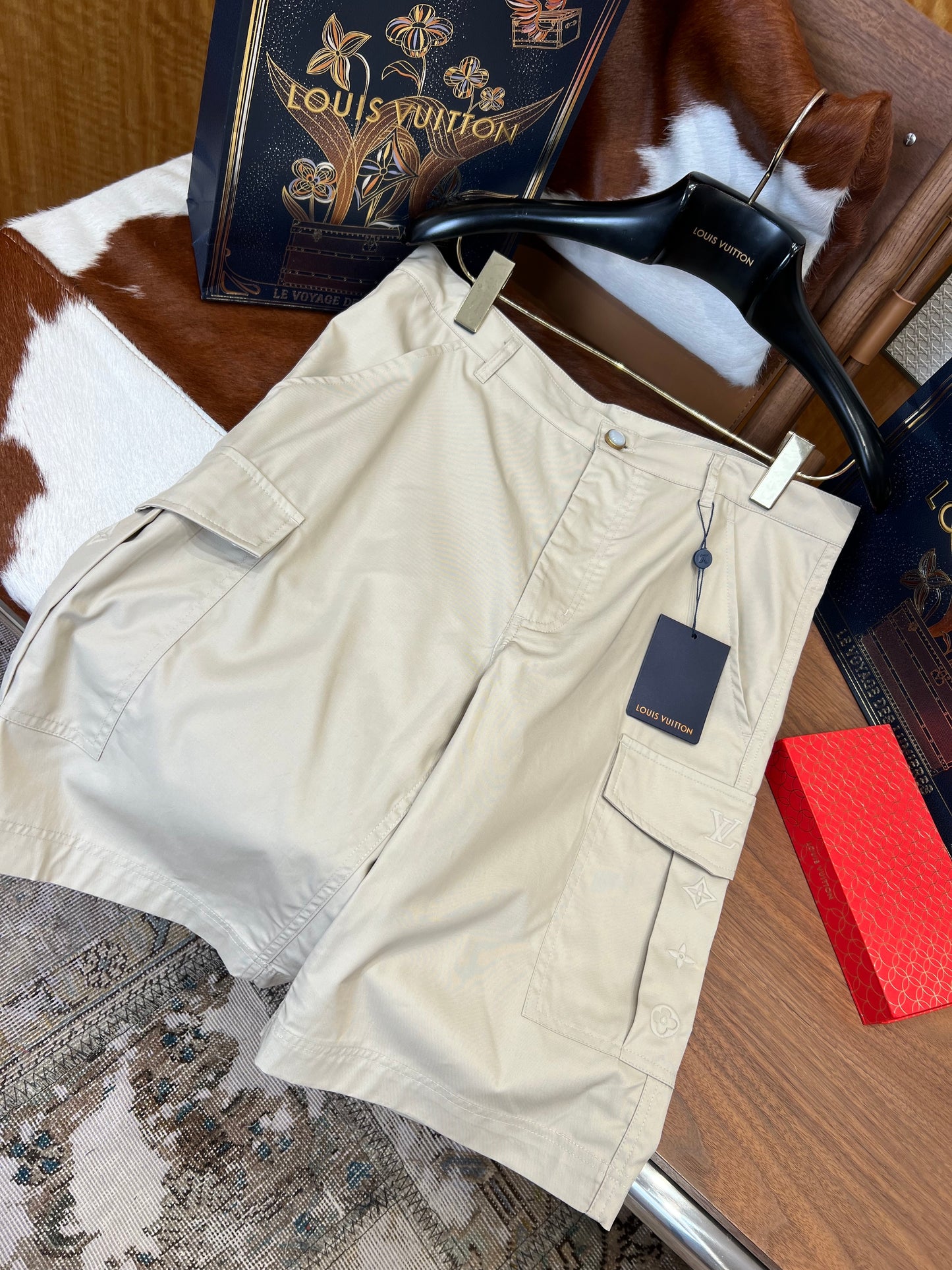 LOU SHORTS