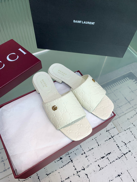 GG SANDALS