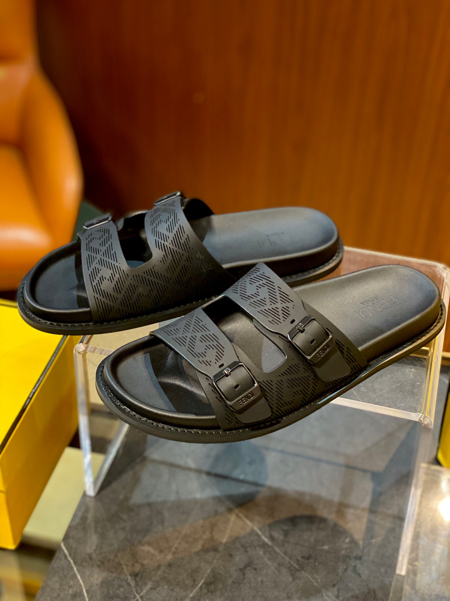 FEN SANDALS
