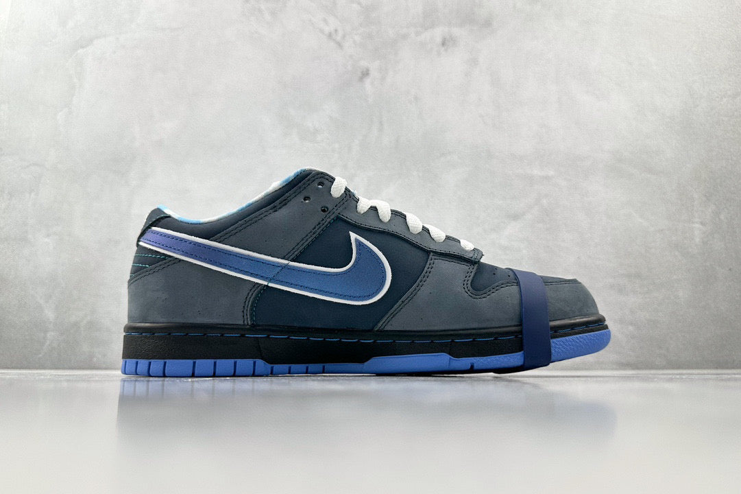 NIKE DUNK LOW BLUE LOBSTER