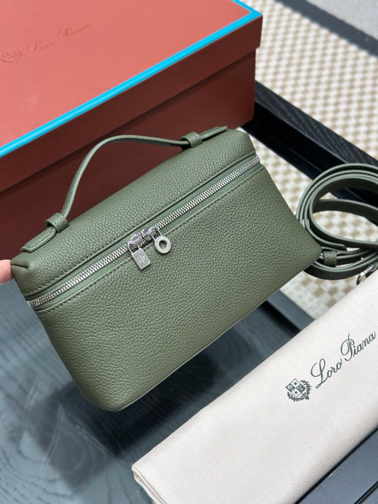 LORO P EXTRA POCKET L19 BAG