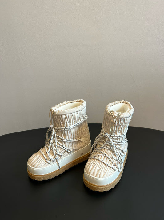 MIU M BOOTS