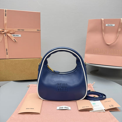 MIU M WANDER BAG