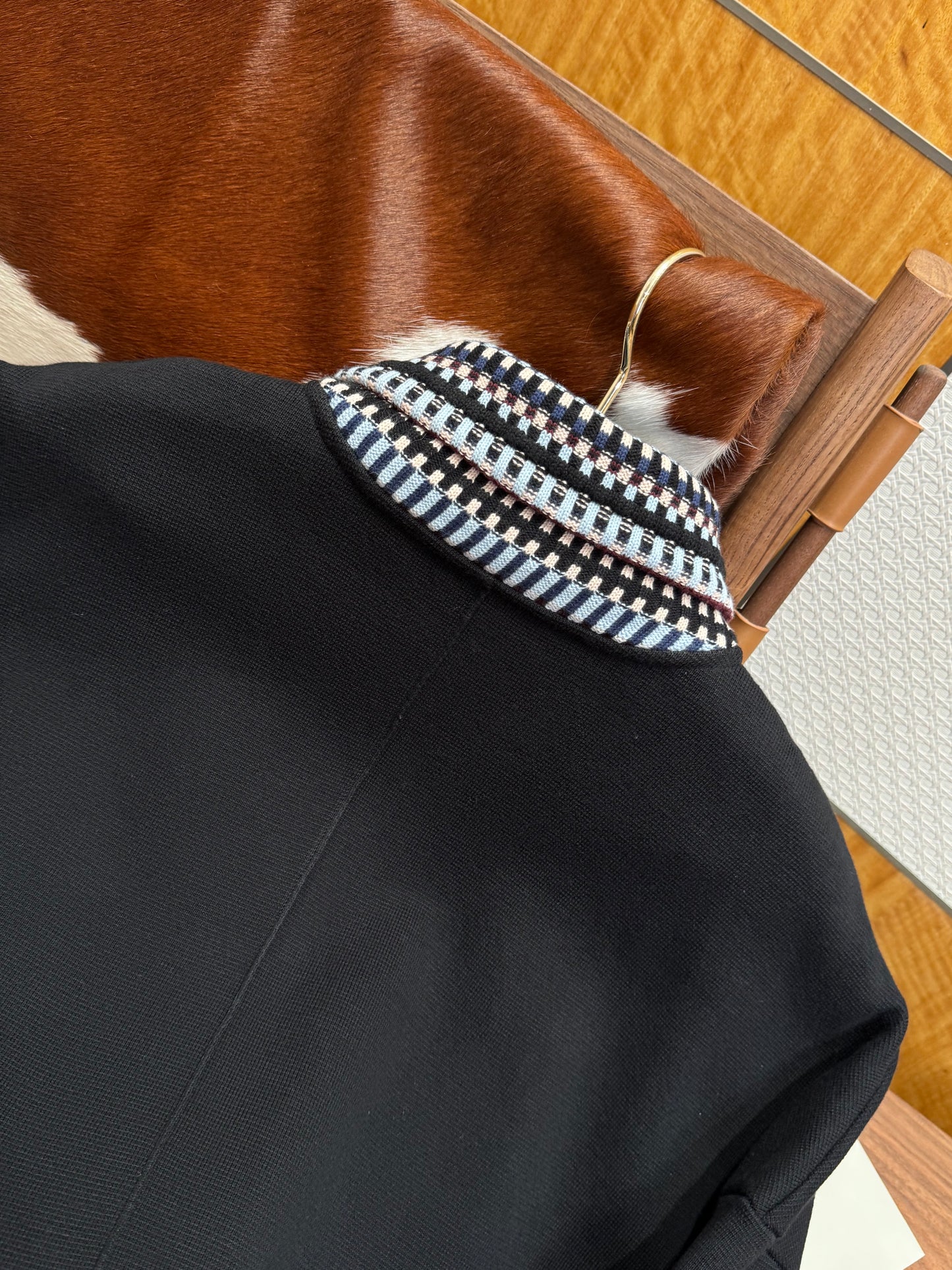 LOU ZIP SWEATSHIRT