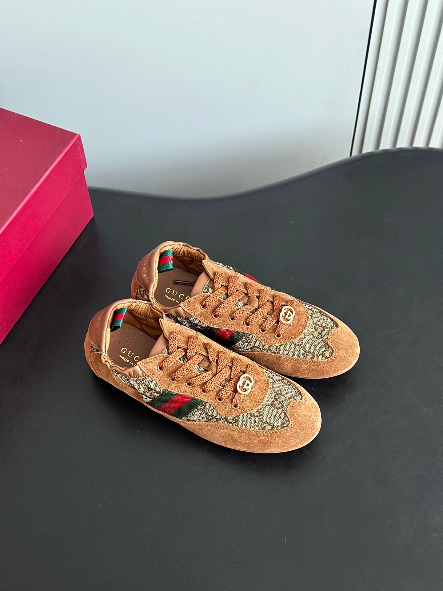GG SHIFT CRYSTAL SNEAKERS