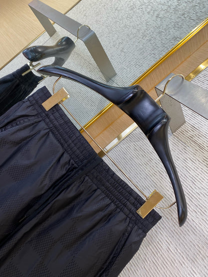 LOU SHORTS