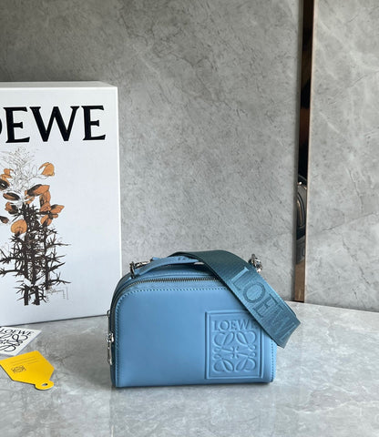 LOEW MINI CAMERA CROSSBODY BAG