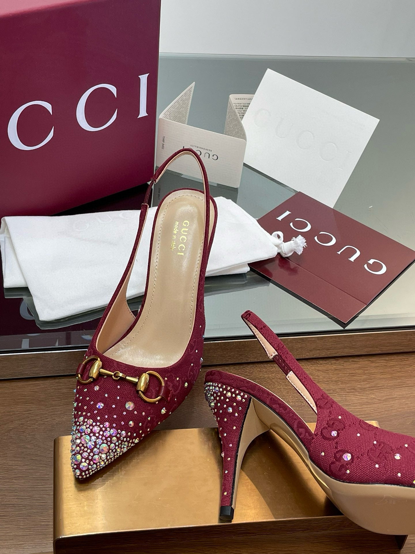GG HEELS