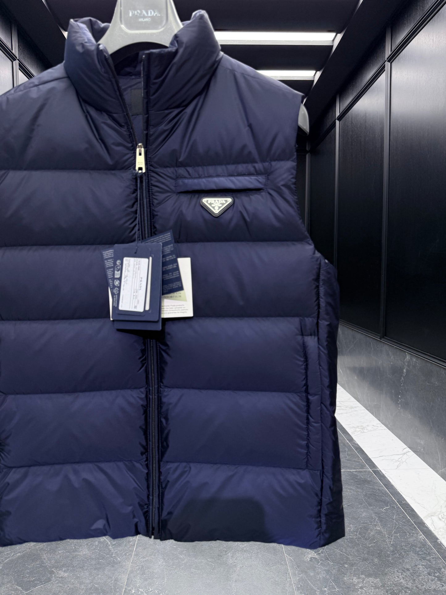 PD VEST