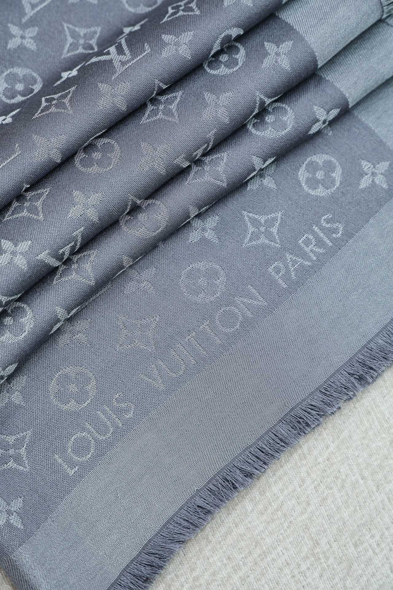 LOU SHAWL
