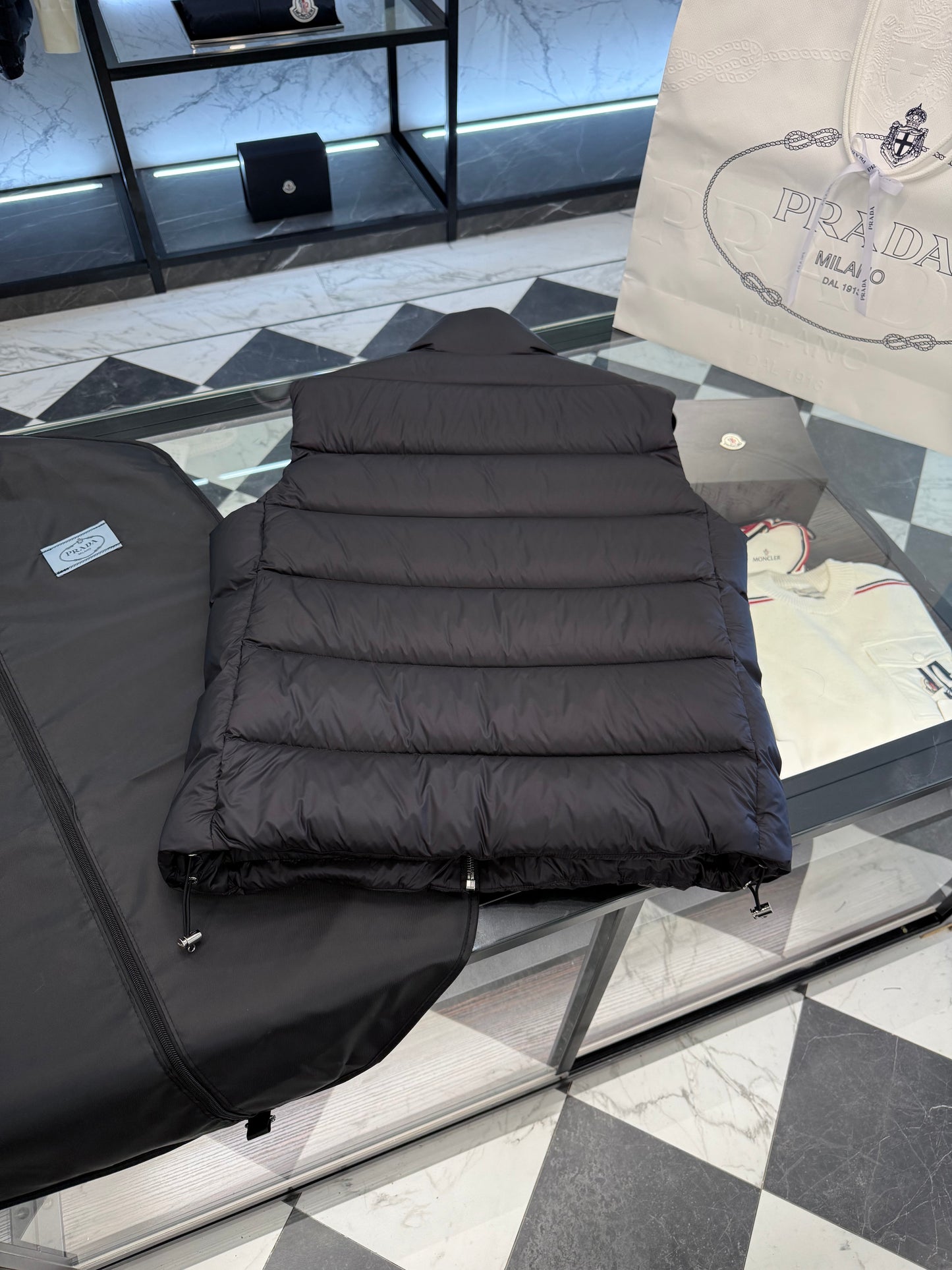 PD VEST