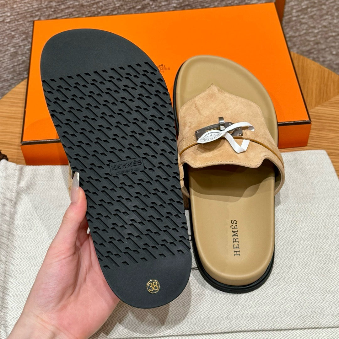 HERM EMPIRE SANDALS