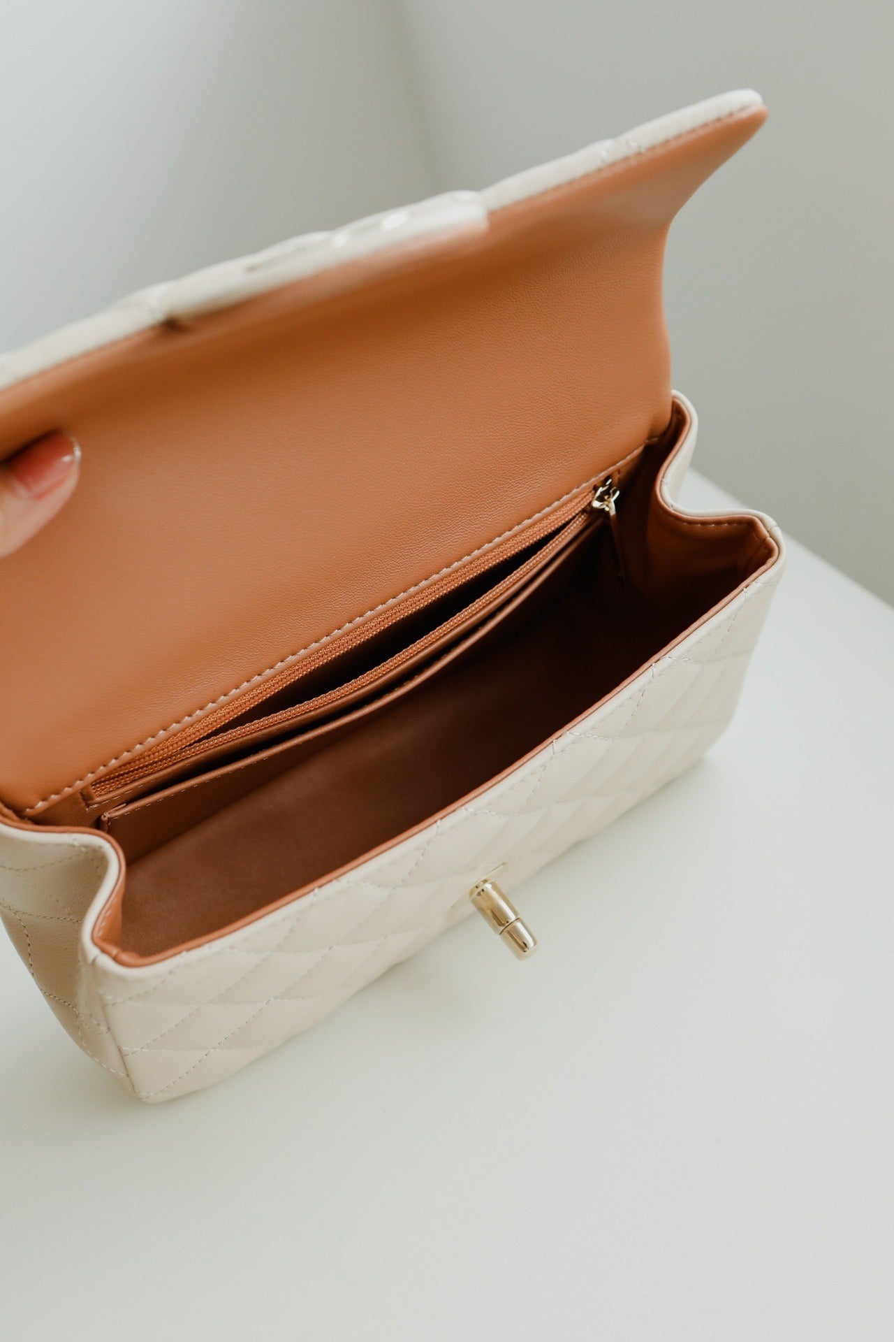 CC CLASSIC FLAP MINI BAG