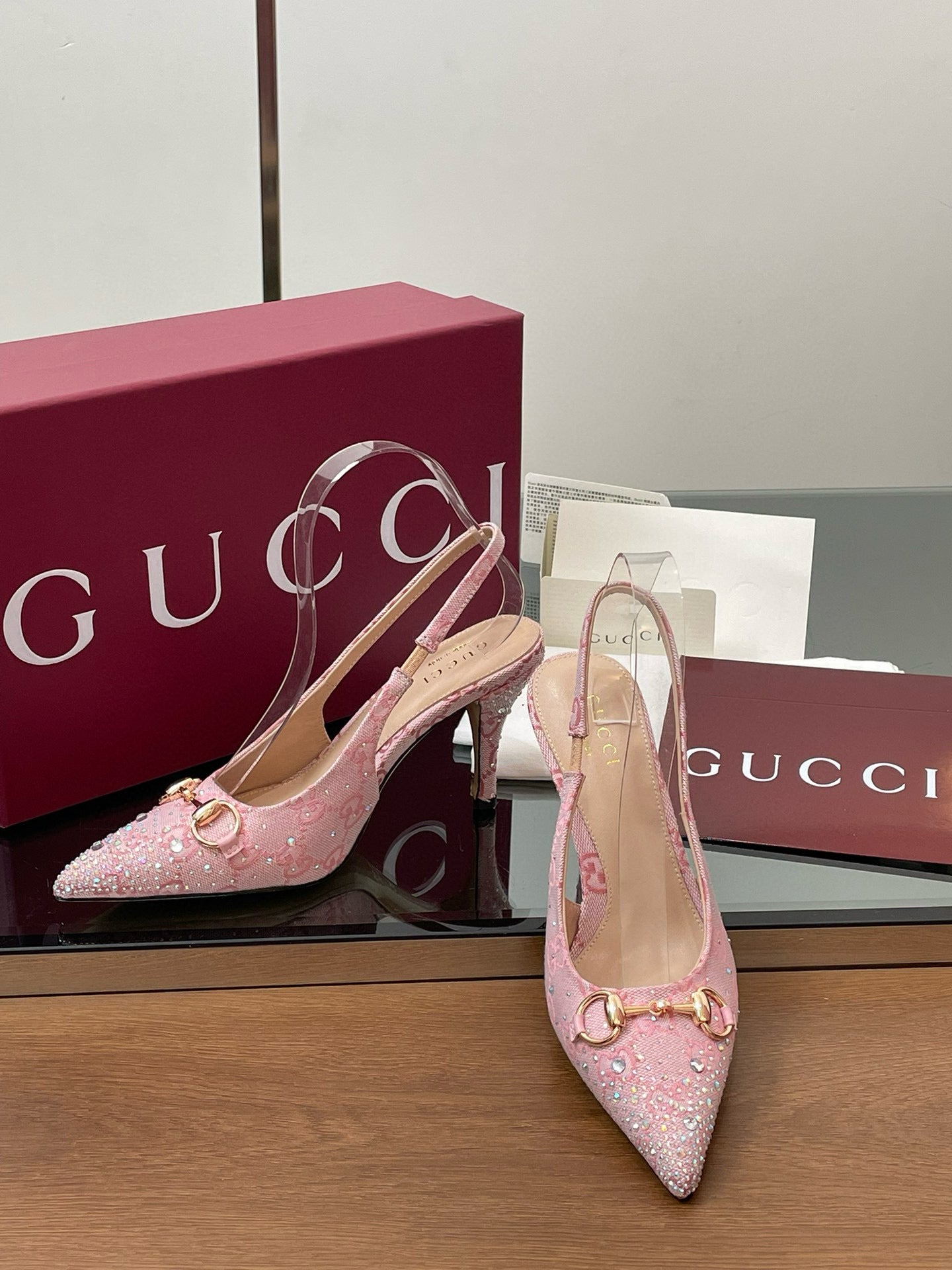GG HEELS
