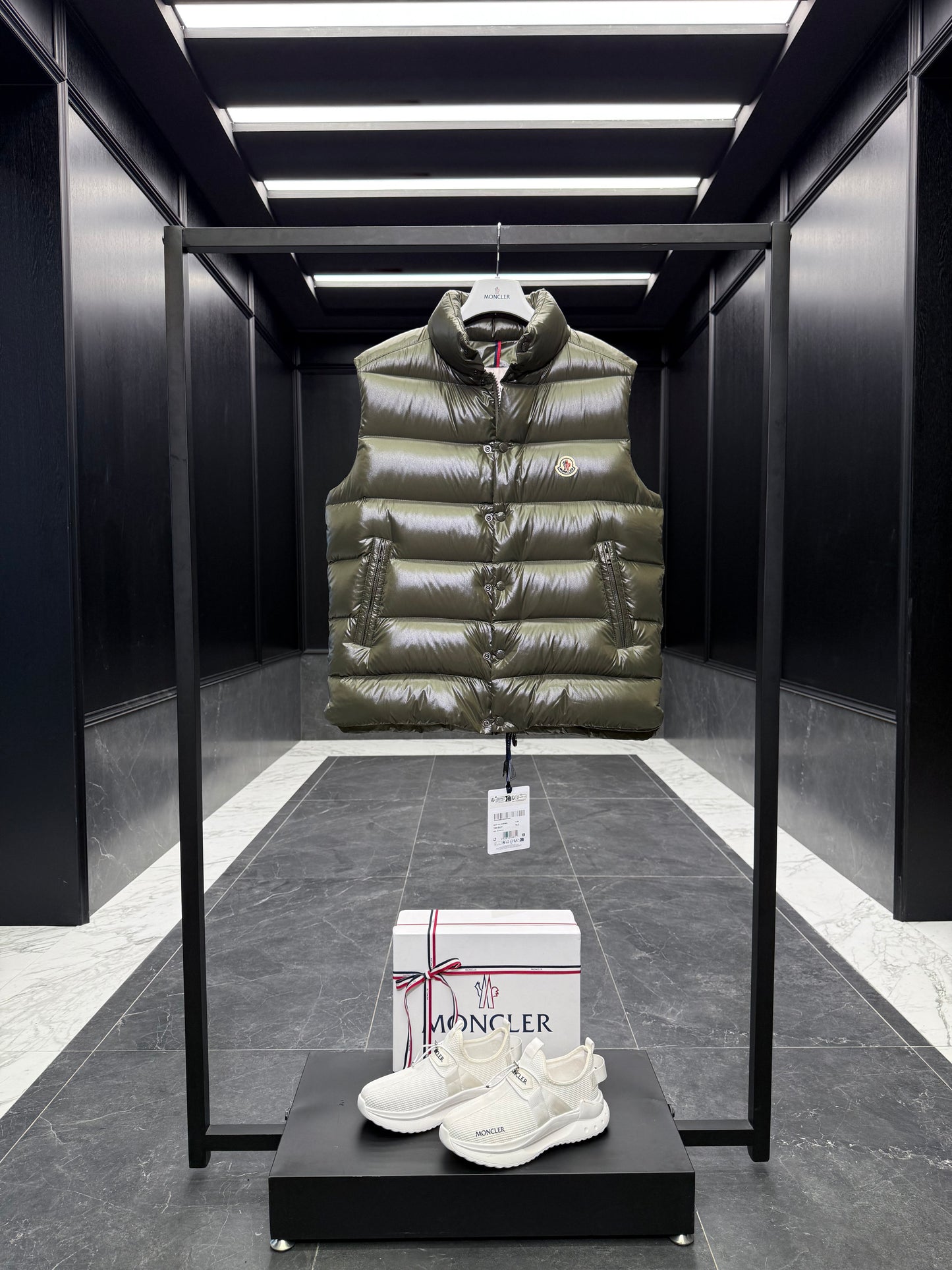 MONC TIBB VEST