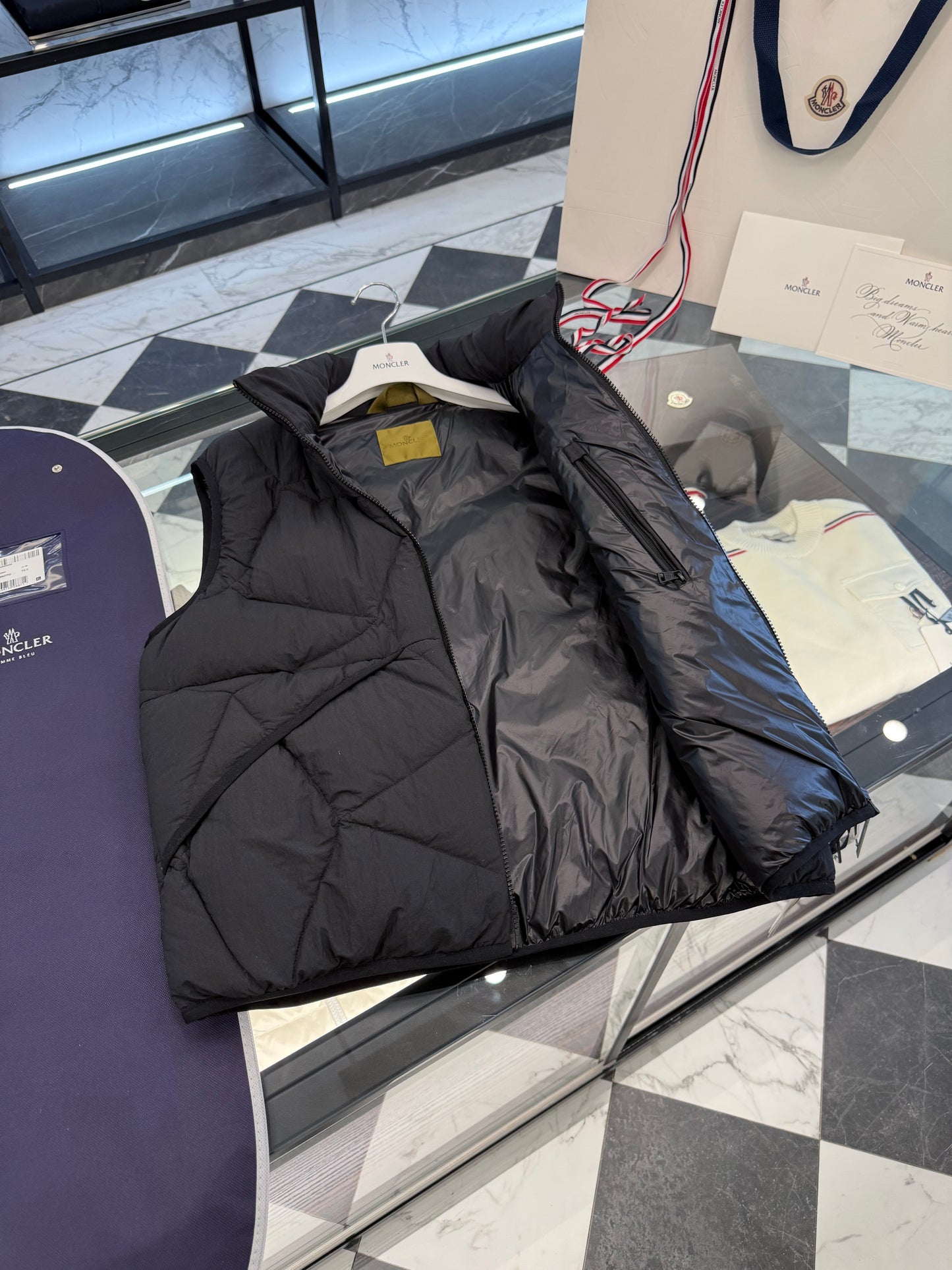 MONC VENDAVEL VEST